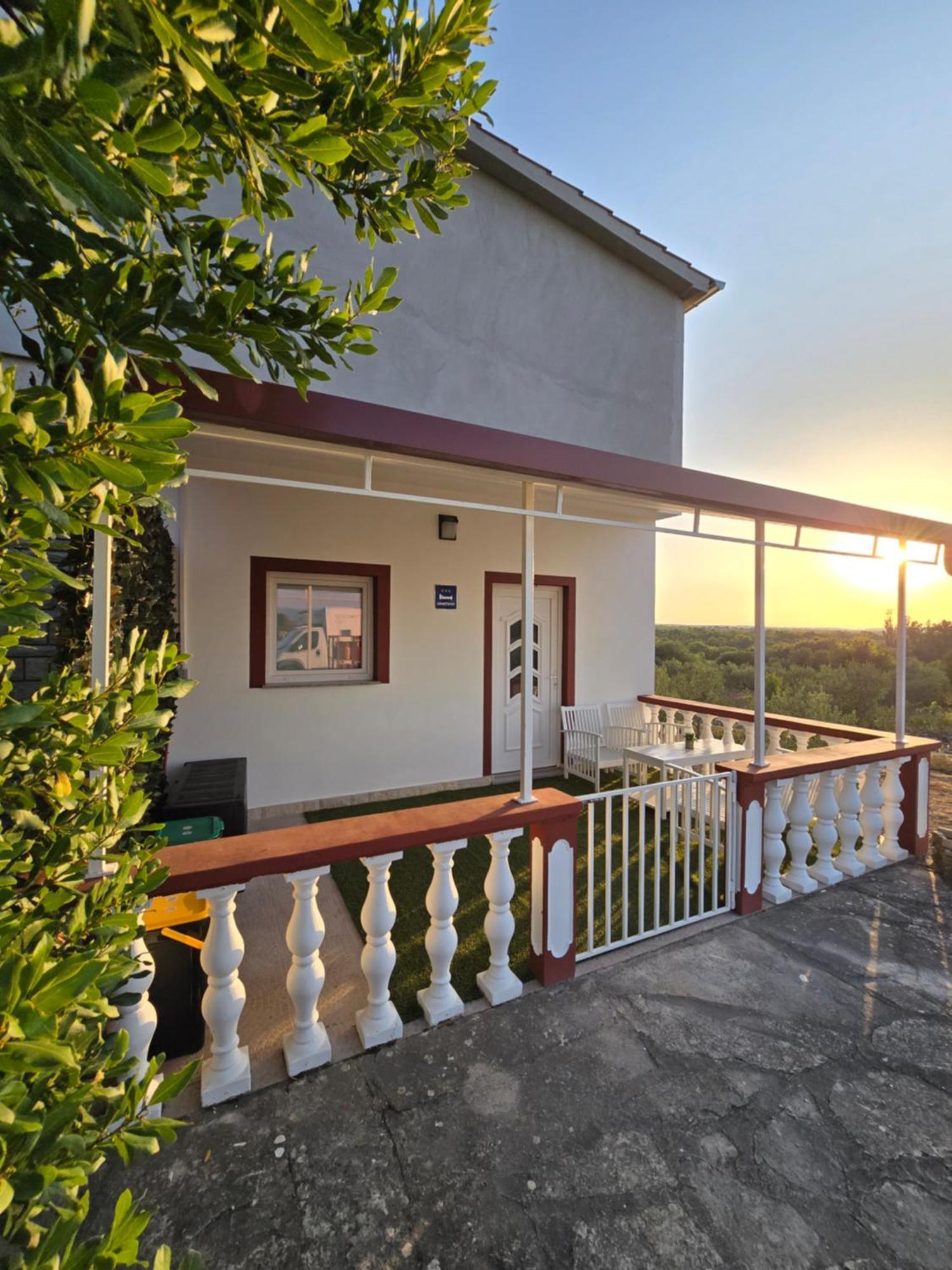 Apartments Roko Pridraga Εξωτερικό φωτογραφία